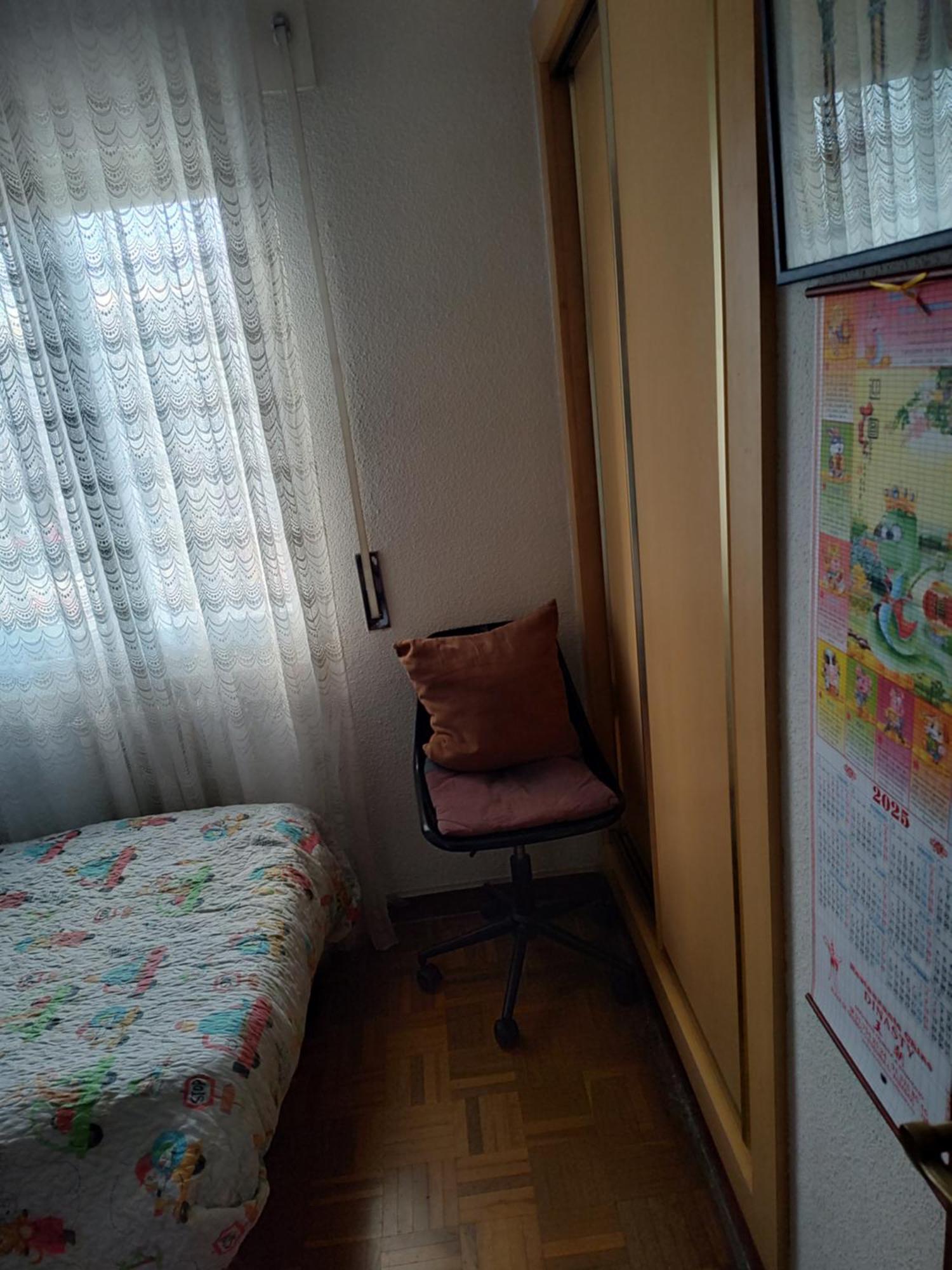 Privada Alameda De Osuna Homestay
